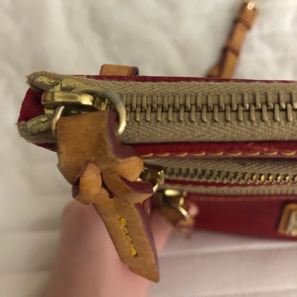 Dooney & Bourke Triple Zip Crossbody in Pebbled Leather - Picture 8 of 9